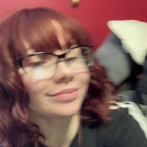 Meet your Posher, Mollie